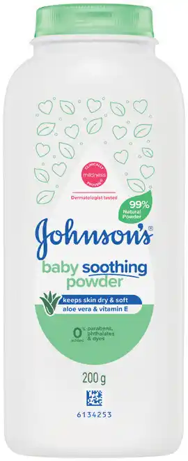 Johnson's Baby Soothing Powder Aloe Vera & Vitamin E