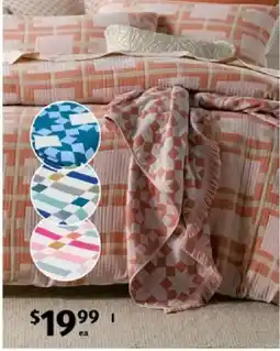 ALDI Quilted Throw Blanket offer