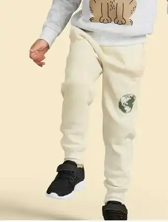 BIG W K–D Trackpants offer
