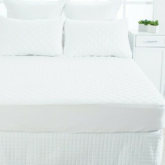 Pillow Talk So Soft Mattress Protector by Hilton offer