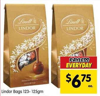 Spar Lindor Bags 123- 125gm offer