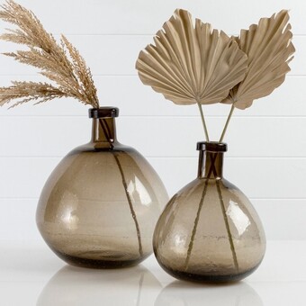 Pillow Talk Lola Vase by M.U.S.E. offer