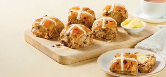 Coles Hot Cross Buns 3 Pack, 6 Pack or 9 Pack
