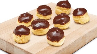 Profiteroles Pk 8*