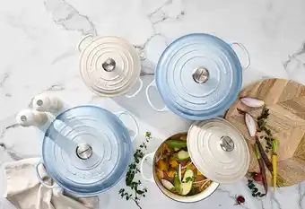 Le Creuset Signature Cast Iron Cookware