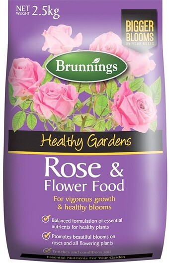 BIG W Brunnings Rose Food 2.5kg offer