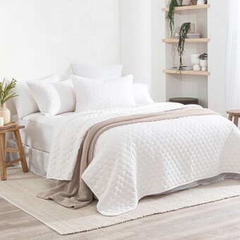 Pillow Talk 280gsm Cotton Quilt by Cotton Select offer