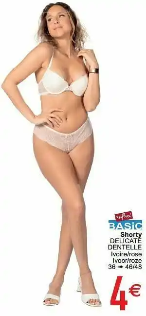 Shorty delicate dentelle