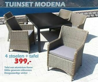 4 stoelen + tafel