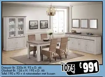 Budget Meubelen Dressoir Br. 220xH.93xD.46, Glaskast Br. 126xH.195xD.46, Tafel 190x90+4 rotanstoelen met kussen aanbieding