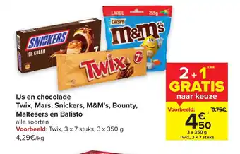 Carrefour IJs en chocolade twix, mars, snickers, m&m's, bounty, maltesers en balisto 3 x 350g aanbieding