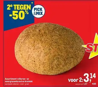 Assortiment volkoren en meergranenbrood en kramiek
