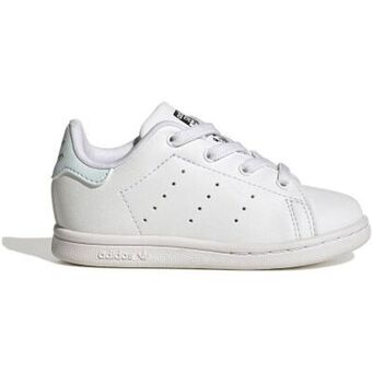 Kleertjes.com Adidas sneakers aanbieding