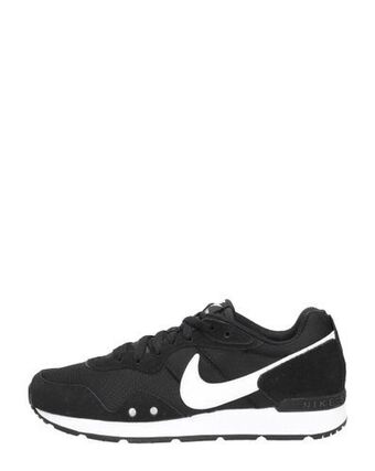 Nike venture runner