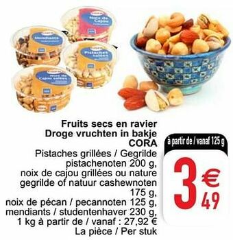 Fruits secs en ravier droge vruchten in bakje cora
