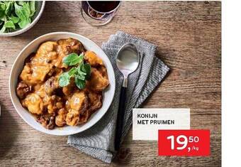Konijn met pruimen