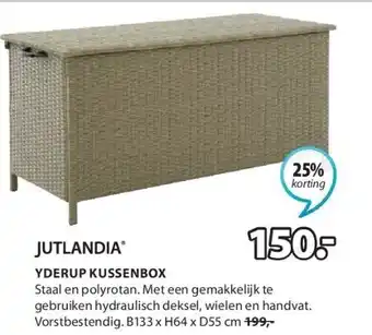 Jysk Yderup kussenbox staal en polyrotan. met een gemakkelijk te gebruiken hydraulisch deksel, wielen en handvat. vorstbestendig. aanbieding