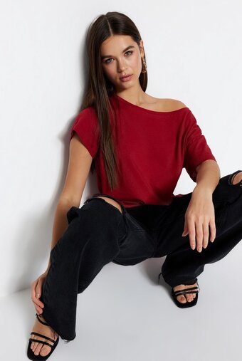 Trendyol vrouwen off-shoulder basis t-shirt