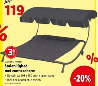 Stalen ligbed met zonnescherm