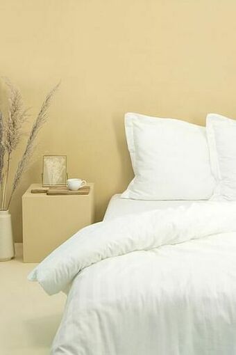 HEMA HEMA Dekbedovertrek - Hotel Katoen Satijn - Streep Wit (wit) aanbieding