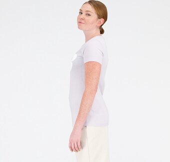 Bol.com New balance nb classic flying nb graphic tee dames t-shirt - maat l aanbieding