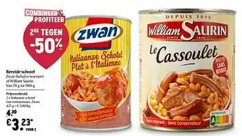 Italiaanse schotel met tomatensaus, zwan