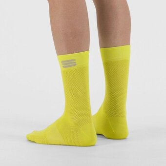 Bol.com Sportful - matchy - fietssokken - geel - heren aanbieding