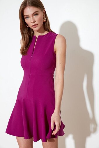 Bol.com Trendyol standaard mouw ronde hals a-lijn jurk aanbieding