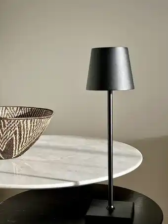 Ostin & fred - tafellamp zwart - smart led lighting - dimbaar - touch schakelaar - oplaadbare batterij - spatwaterdicht - taf