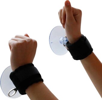 Bol.com Kink restrain me beginners handboeien met zuignappen en klittenband - bdsm veilige bondage cuffs aanbieding