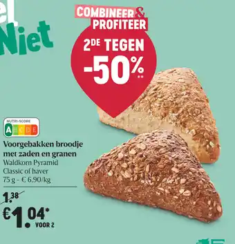 Voorgebakken broodje met zaden en granen