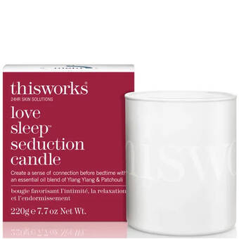 LOOKFANTASTIC This works love sleep seduction candle 220g aanbieding