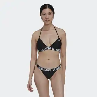 Beach bikini