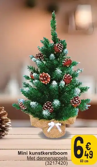 Cora Mini kunstkerstboom Met dennenappels 60cm aanbieding