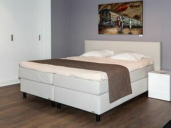 Deba Meubelen Toonzaalmodel: Boxspring incl. matras en topper ’Jubileum’ aanbieding