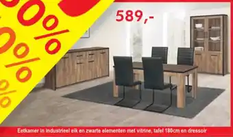 Eetkamer in industrieel eik en zwarte elementen met vitrine, tafel 180cm en dressoir