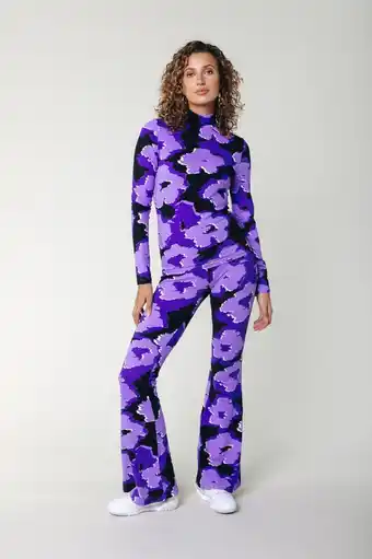Bol.com Colourful Rebel Graphic Flower Peached Extra Flare Pants - M aanbieding