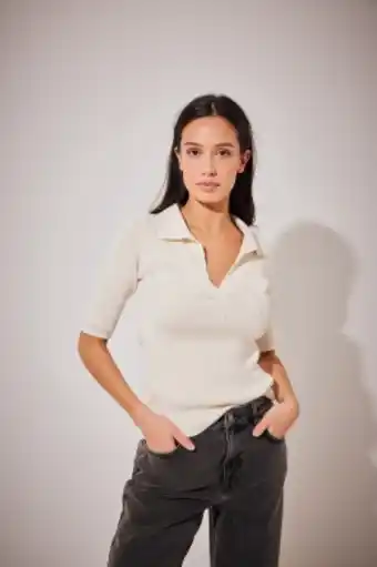 Bol.com NA-KD Pique Collar Knitted Top Dames Top - Maat L aanbieding