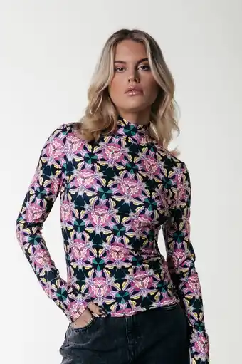 Bol.com Colourful Rebel Neyo Graphic Flower Peached Turtleneck Top - L aanbieding