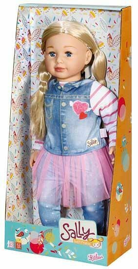 Sally 63cm met jeans outfit