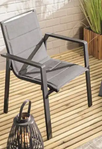 ALDI BELAVI Chaise de jardin empilable 64.5 x 63 x 88cm aanbieding