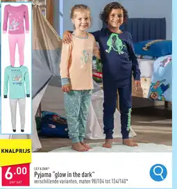 ALDI Pyjama "glow in the dark” aanbieding