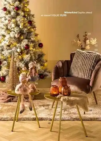 Winterkind sophie zittend en staand