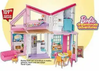 Barbie heeft een strandhuis in malibu gekocht