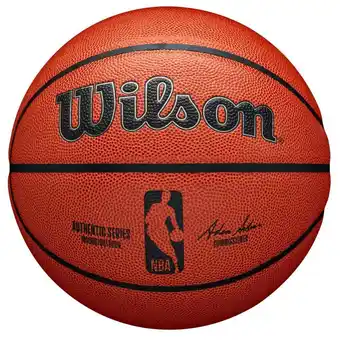 Decathlon Wilson NBA Authentic Series Indoor/Outdoor-basketbal aanbieding