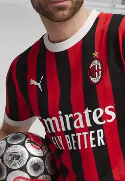 Decathlon AC Milan 24/25 thuisshirt voor heren PUMA For All Time Red Black aanbieding