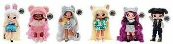 ToyChamp Na! Na! Na! Surprise 2-in-1 Pom Doll Glam series 1 aanbieding