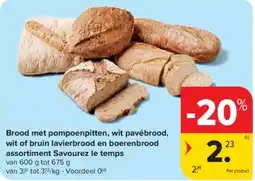 Brood met pompoenpitten, wit pavébrood, wit of bruin lavierbrood en boerenbrood assortiment Savourez le temps