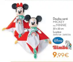 Cora Doudou Carré Mickey ou Minnie aanbieding