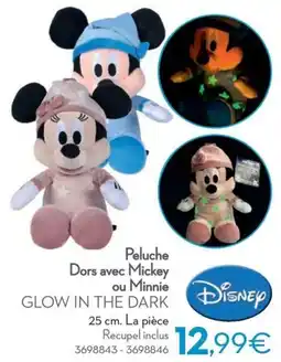 Cora Peluche Dors avec Mickey ou Minnie Glow in the Dark aanbieding